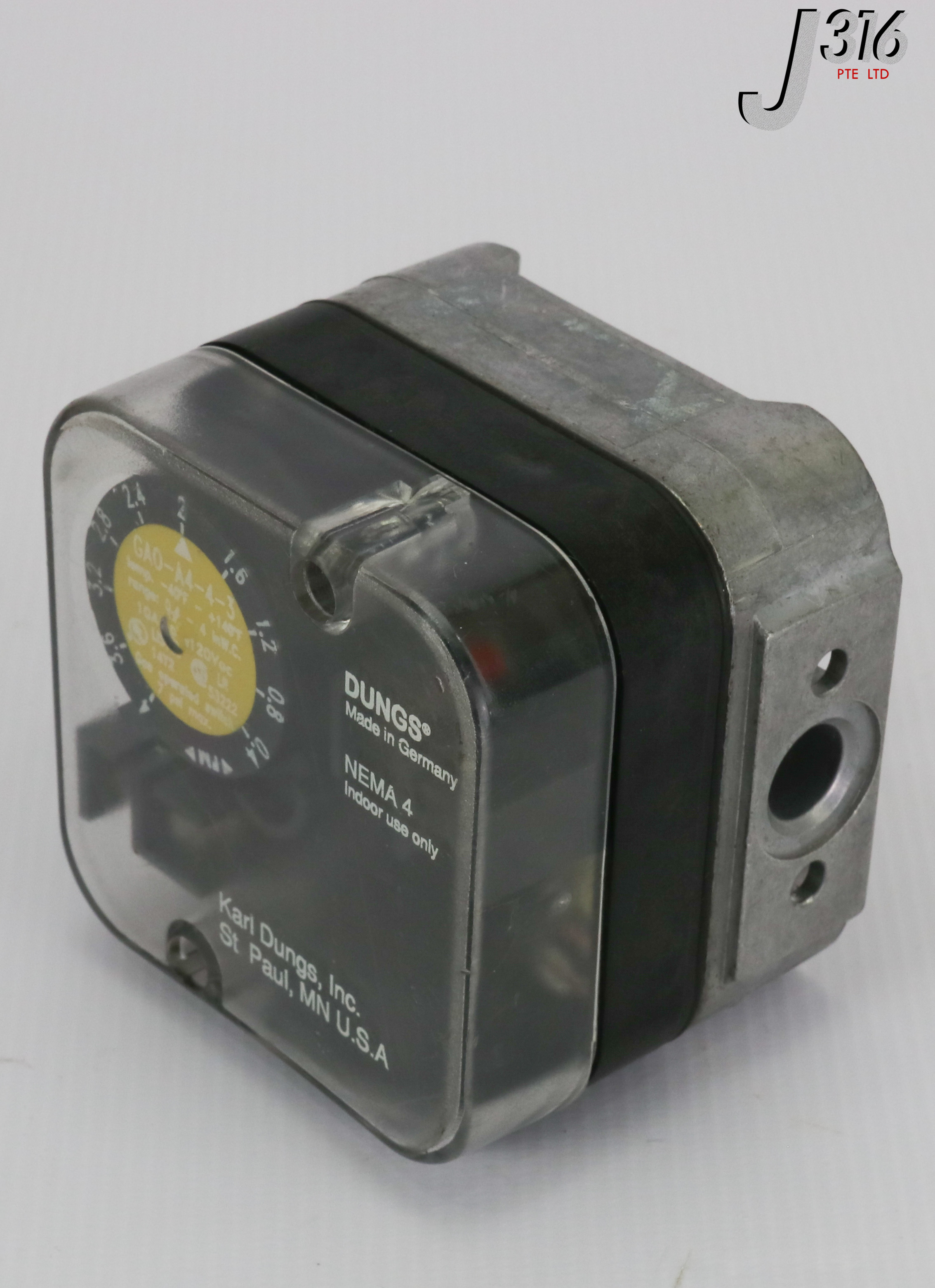 17873 KARL DUNGS PRESSURE SWITCH NEMA 4 J316Gallery